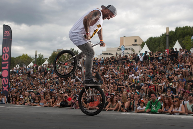 Back by popular demand are Mobile Bike Events who will be bringing their crazy tricks and stunts to Kimpton. You can check out what's in store here: https://www.youtube.com/watch?v=KYbUIU_qcNQ 